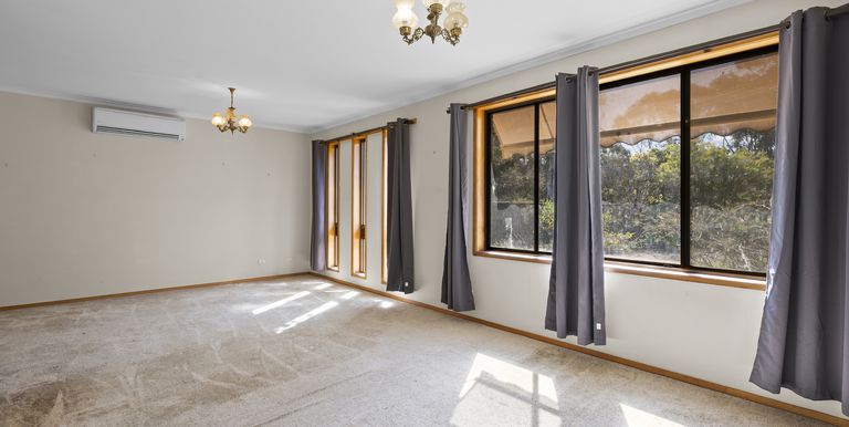 59 Shiffner Street, Violet Town