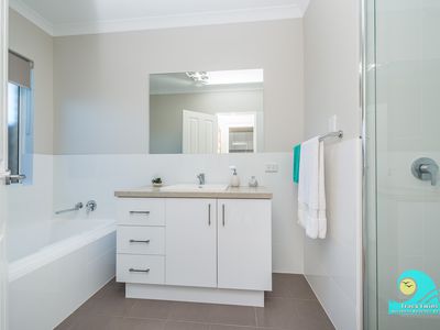 16 Bonville Place, Yanchep