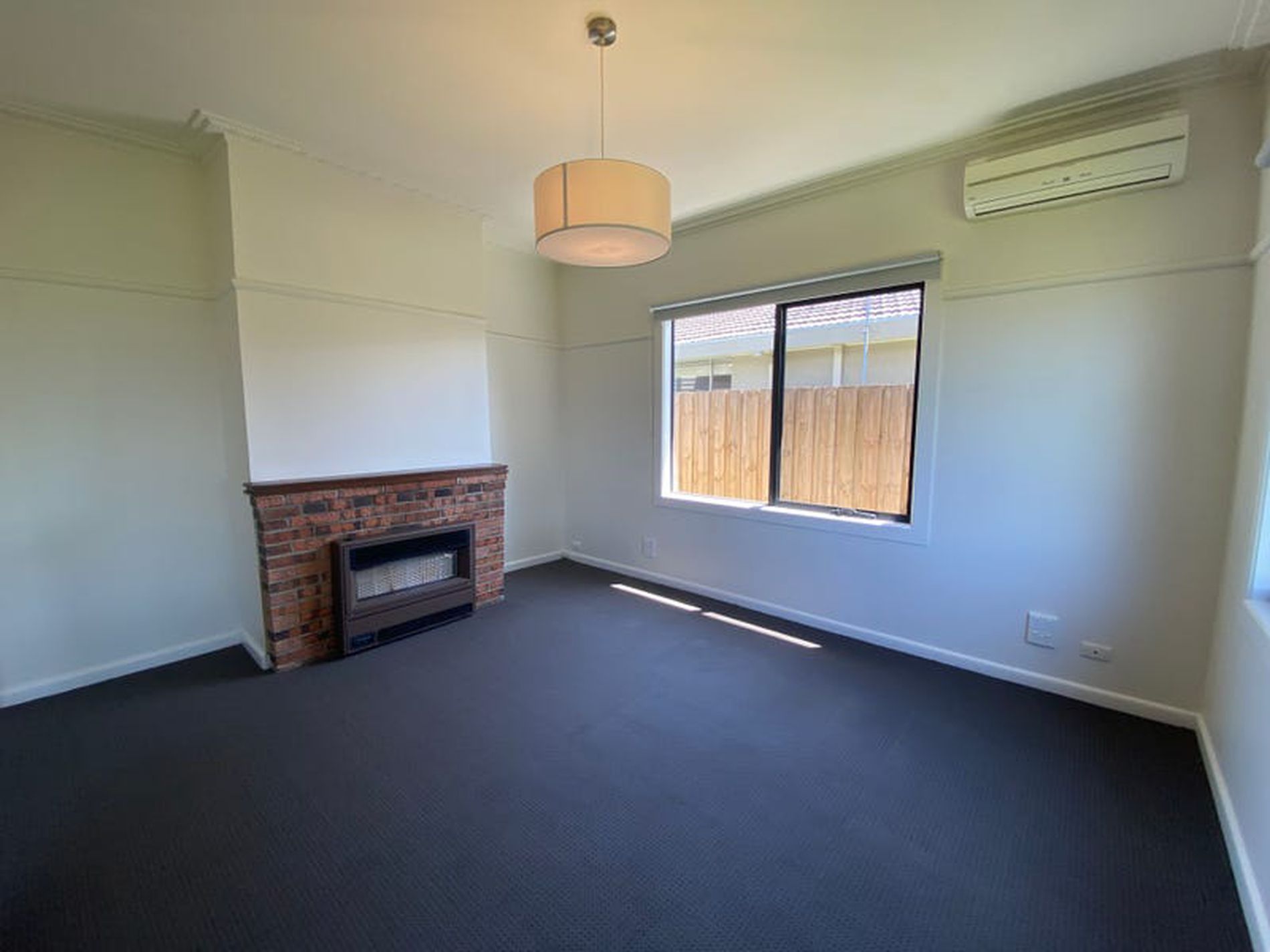 1 / 26 Settlement Road, Belmont