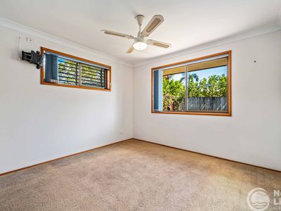 61 Rajah Road, Ocean Shores