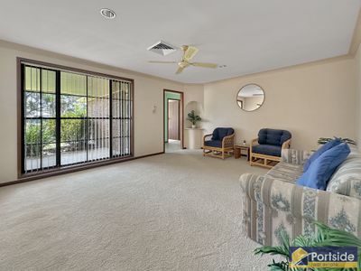 44 Clemenceau Crescent, Tanilba Bay