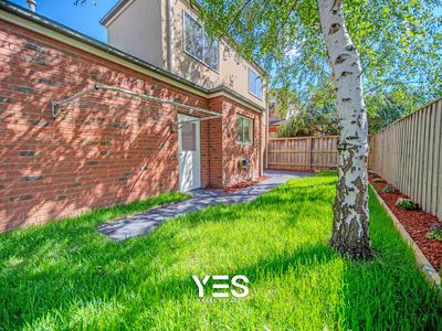 7 / 1 Young Road, Hallam