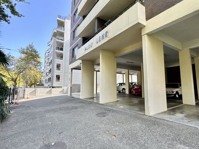 22 / 132 Mounts Bay Road, Perth