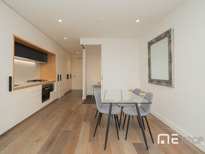 510 / 15 Doepel Way, Docklands