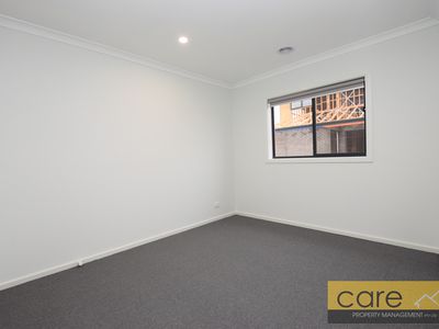 29 Mcnaughton Crescent, Berwick