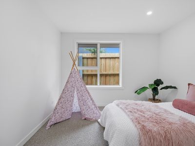 2 / 61 Stanley Street, Summerhill