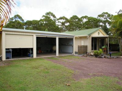 3 Honey Gem Place, Cooroibah