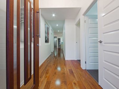 24 Feathertail Place, Wakerley