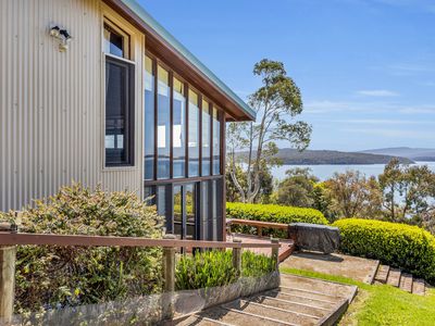 36 Karbeethong Avenue, Mallacoota