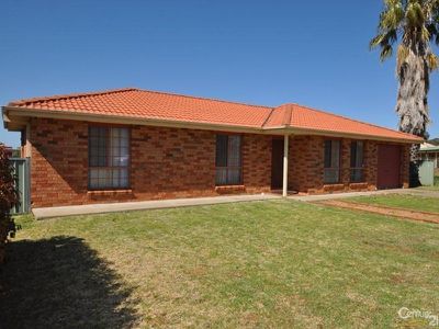 20 Sunset Way, Dubbo