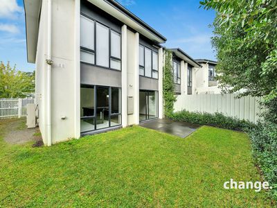 10 Greenwich Crescent, Bundoora