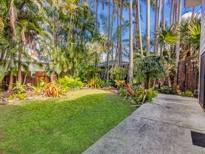 16 Gloria Street, South Golden Beach