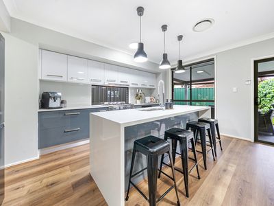 31 Alana Ave, Quakers Hill