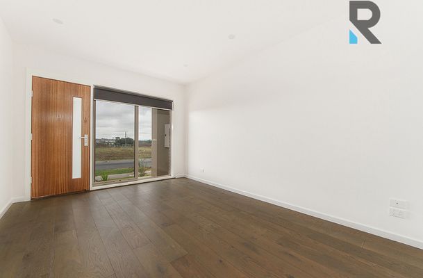16 Dorrington Street, Greenvale