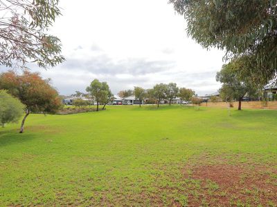 7 Coliban Approach , Baldivis