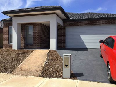 111 Haze Drive, Point Cook