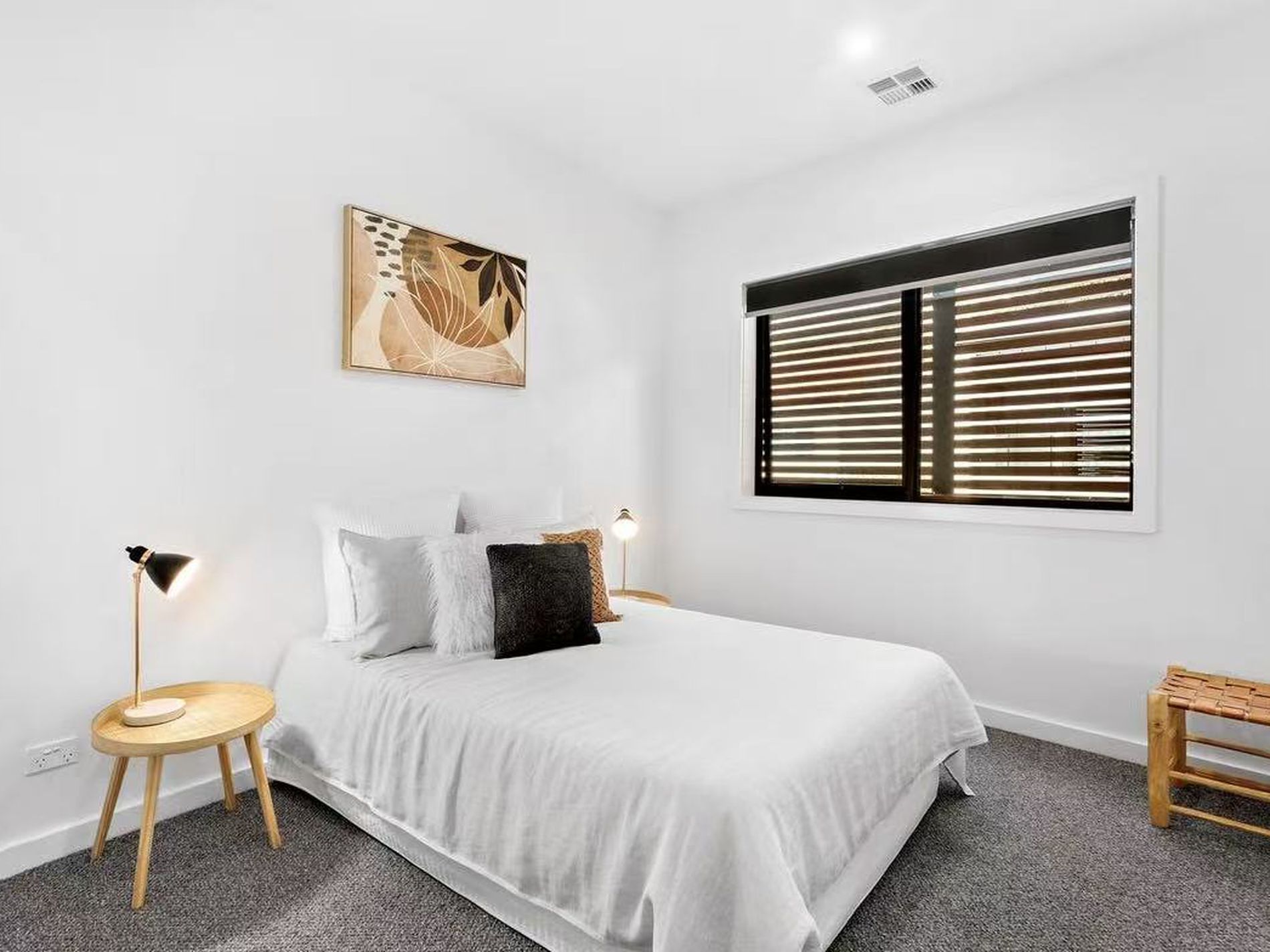 5 / 4 - 6 Coolac Place, Braddon