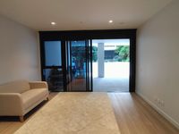 unit 208 / 28 Lissner Street, Toowong