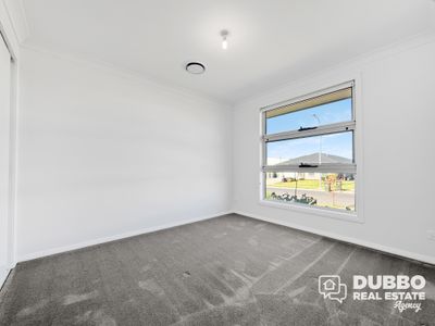 26A Violet Circuit, Dubbo