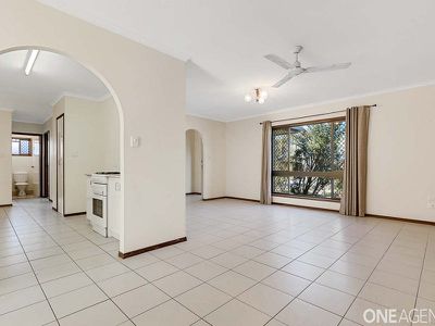 6 Trisha Court, Scarness