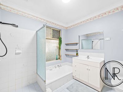 23 Farnesian Circle, Mirrabooka