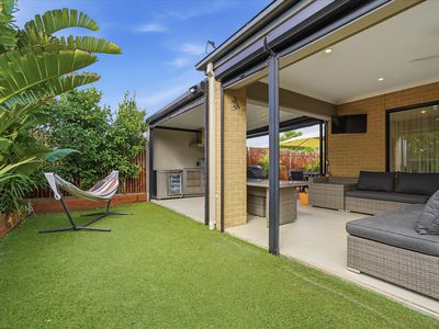 2A UPTON STREET, Altona