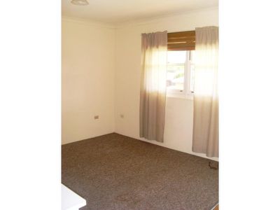 8 / 2 Grafton Avenue, Figtree