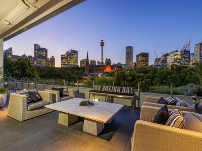 75 / 68 Sir John Young Crescent, Woolloomooloo