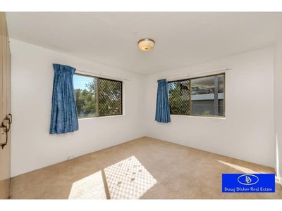 1 / 4 Augustus Street, Toowong