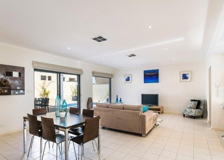 2 Myrtle Road, Seacliff
