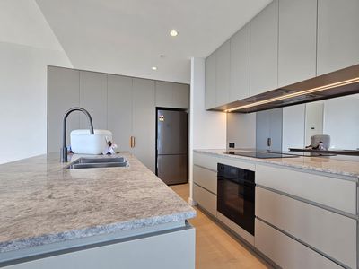 1102 / 8 Louise Street, Melbourne