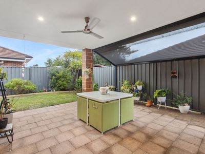 4B Freeland Way, Eden Hill