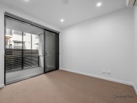 unit 288 / 181 Clarence Road, Indooroopilly