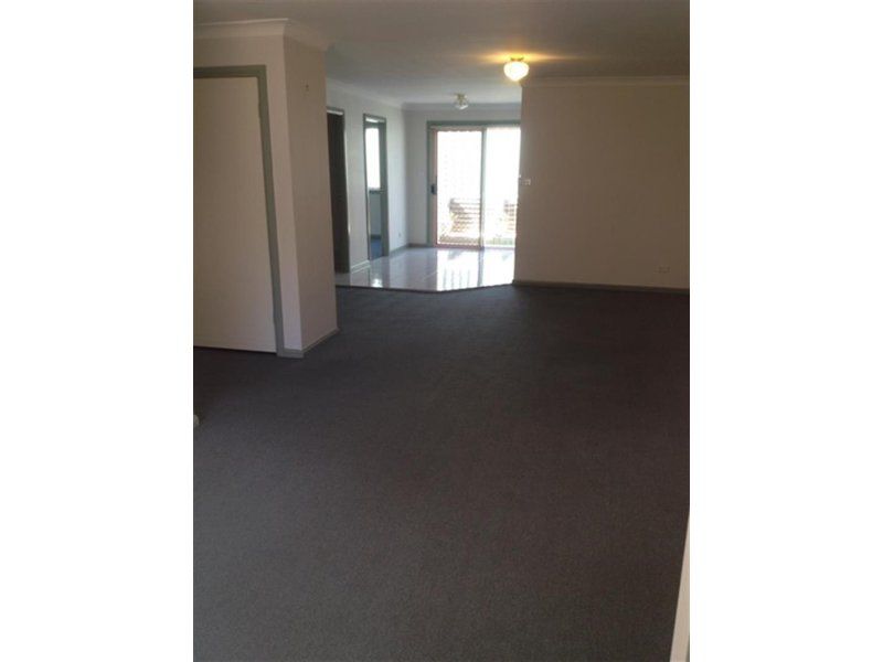 12 / 87-89 Cambridge Street, Canley Heights