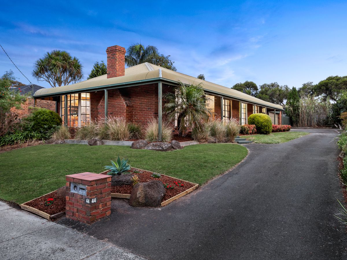 44 Bellbrook Drive, Dandenong North