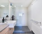 73 / 57 Grand Parade, Parrearra