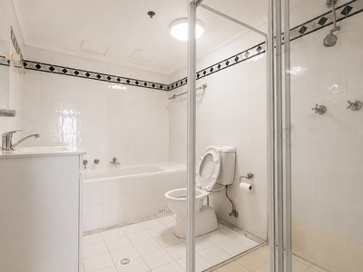 340 / 303 Castlereagh Street, Haymarket