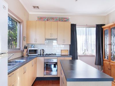 64 Flagstaff Road, Warrawong