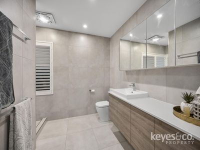 8 Edgewater Court, Idalia