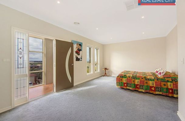 8 Grange Rise, Craigieburn