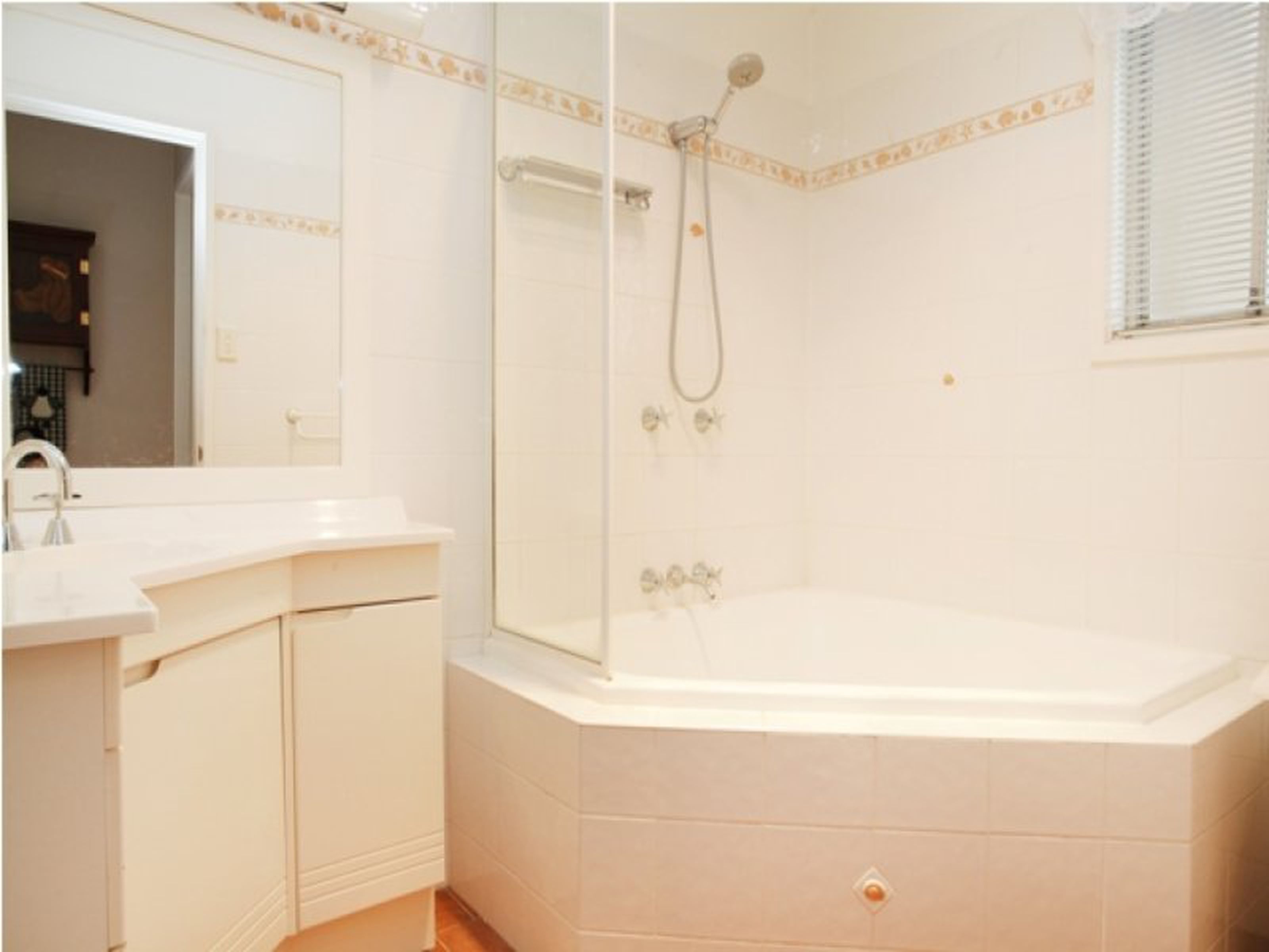 4 Monica Place, JAMISONTOWN