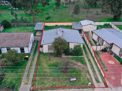 64 Martindale Cres, Seymour