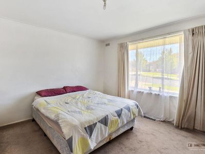 7 Priestley Crescent, Seymour