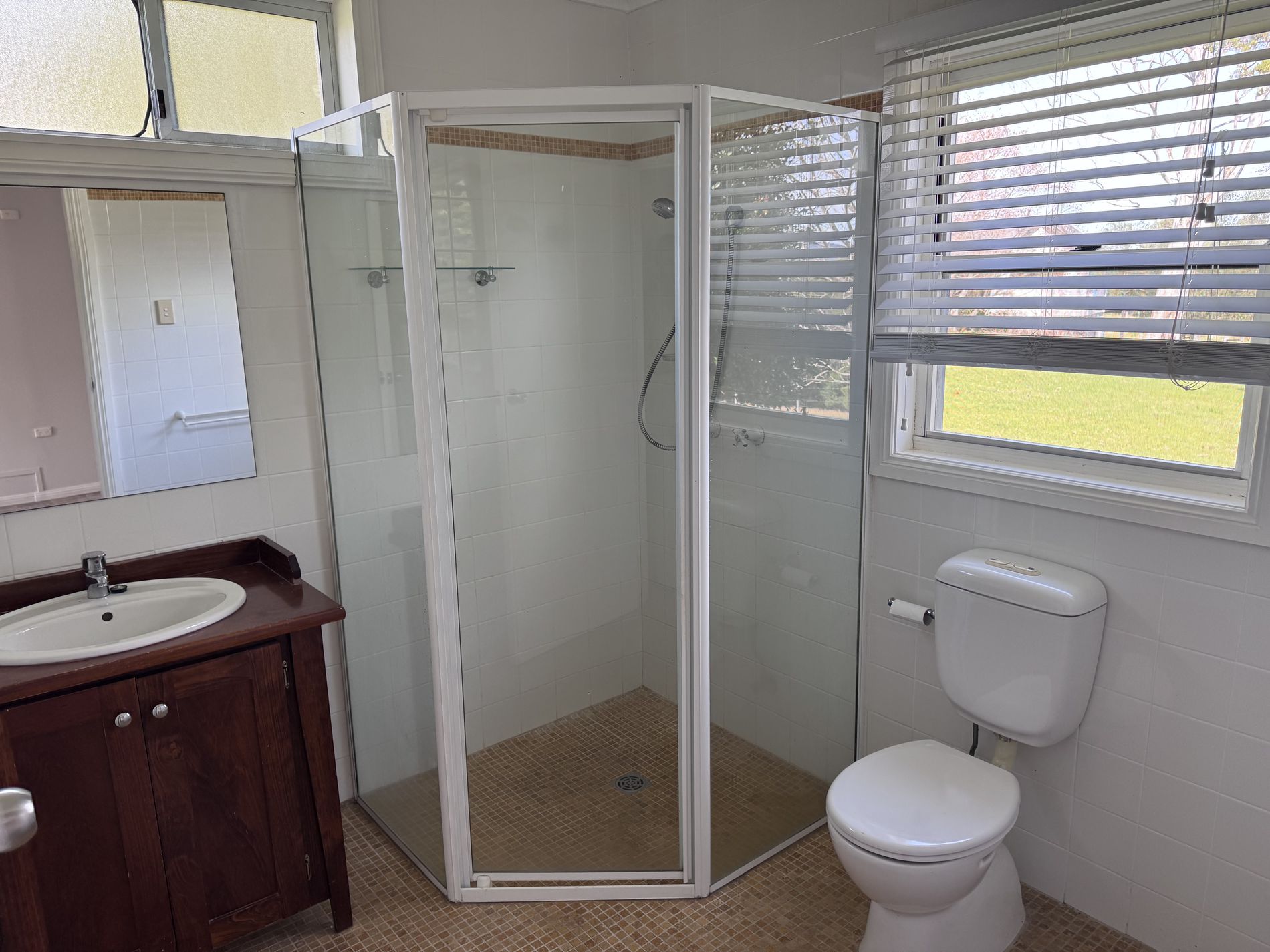 43 Windward Way, Milton