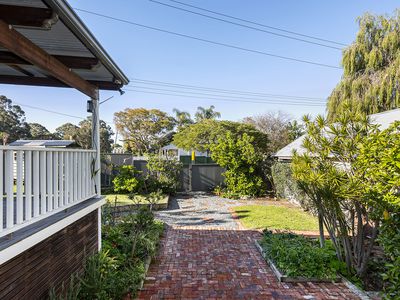 135 Whatley Crescent, Bayswater