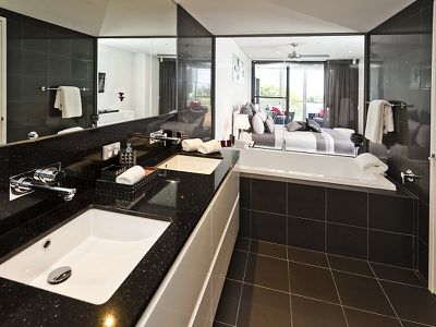 203 / 96 Bow River , Burswood