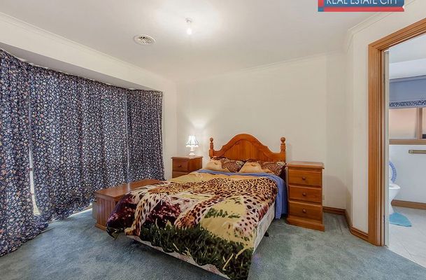 5 Sorbonne Drive, Sunbury