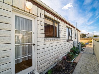 10D Law Street, Caversham