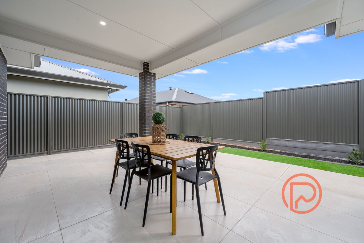 22 Trimboli Crescent, Riverlea Park