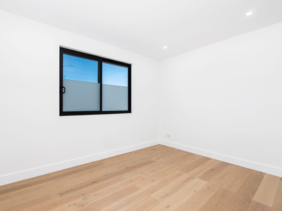 3 Law Crescent, Oran Park